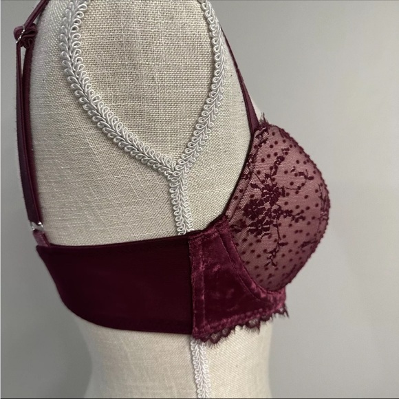 Victoria's Secret Dream Angels Lined Demi Velvet Dot Burgundy Bra Size 34D - Picture 5 of 7